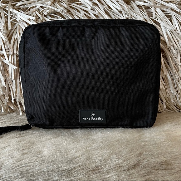 VERA BRADLEY Portable Black Zip Wristlet Baby Changing Pad Wipe Diaper Holder - Picture 5 of 15